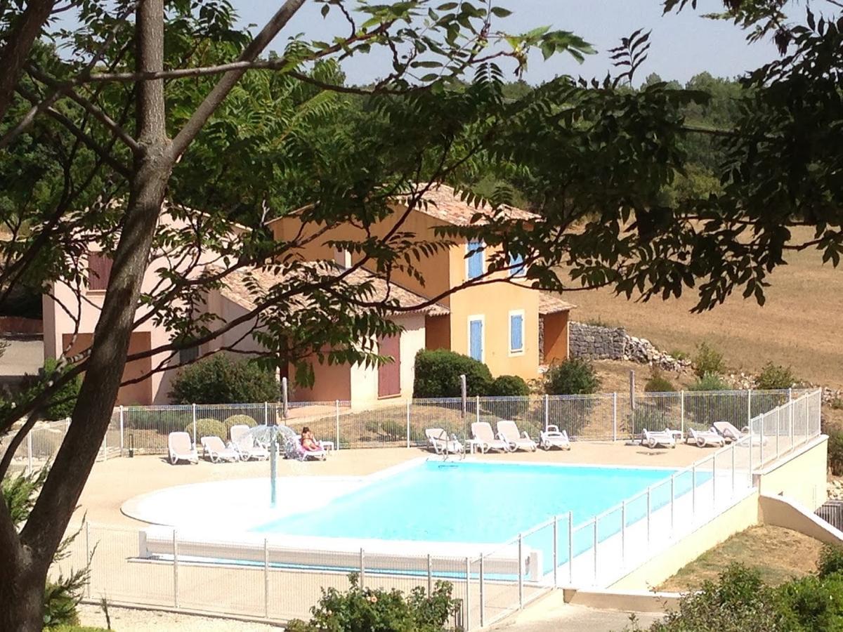 Le Claux Du Puits By Ateya Vacances Saint-Trinit Εξωτερικό φωτογραφία